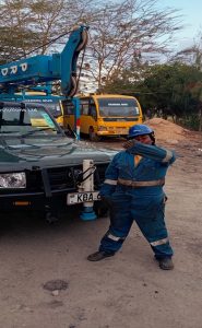 Wayua Karumba near heavy vehicle